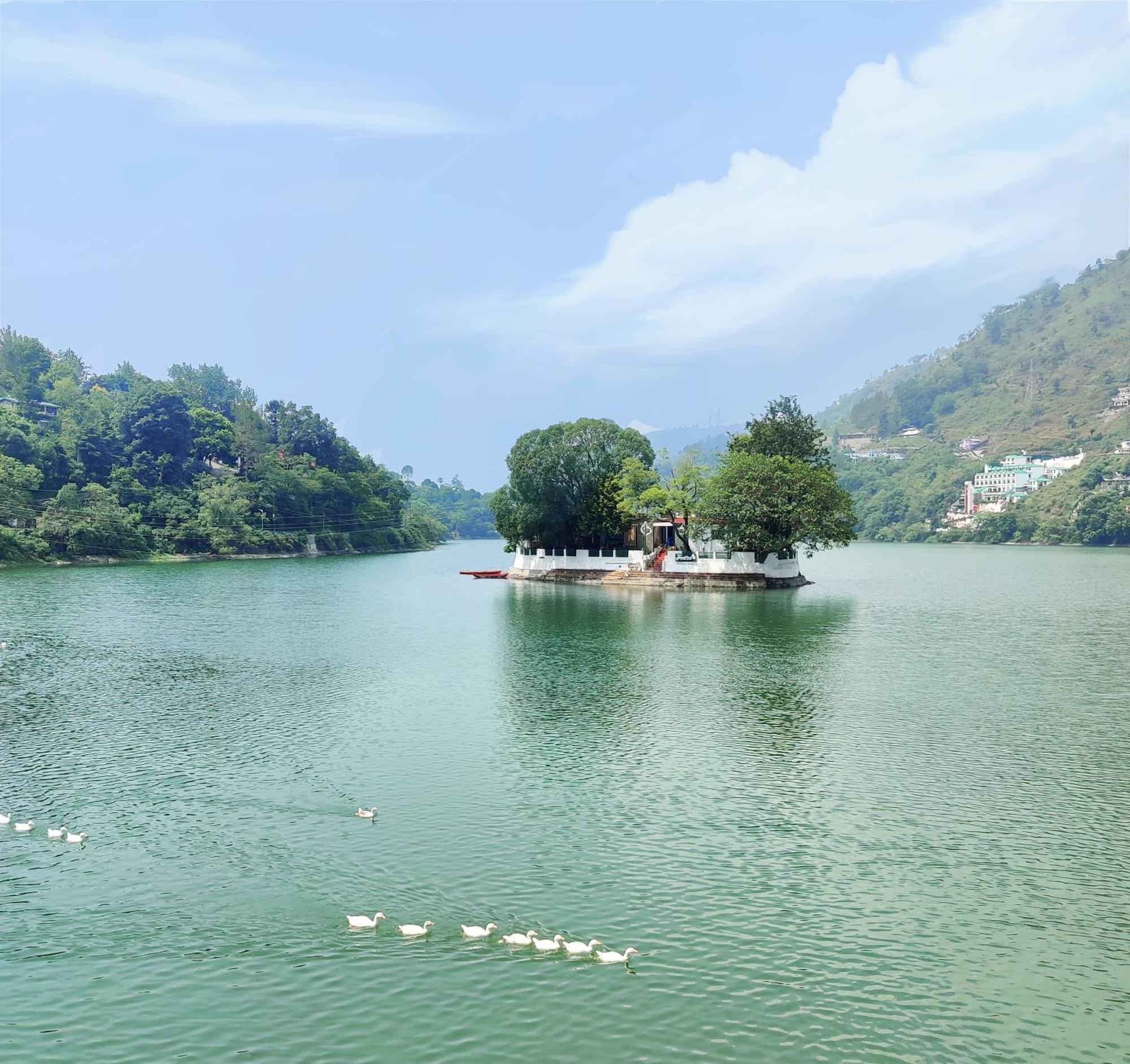 The Rosefinch Sarovar Portico Bhimtal Ngoại thất bức ảnh